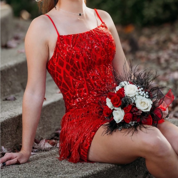 Hera Designs Red Homecoming Dress - Picture 4 of 4